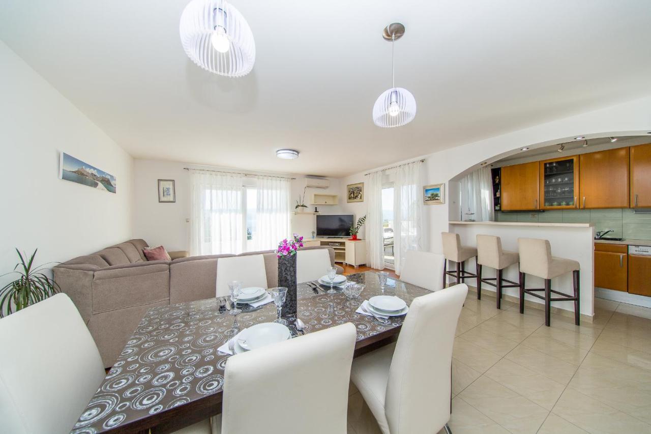 Apartment Luni 洛克瓦罗戈兹尼察 外观 照片